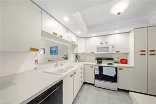 12621 Kelly Sands Way, Fort Myers, FL 33908 - Photo 11