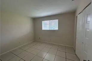 3300 Prince Edward Island Cir, Fort Myers, FL 33907 - Photo 5