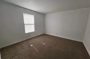 626 SE 13th Ct, Cape Coral, FL 33990 - Photo 7