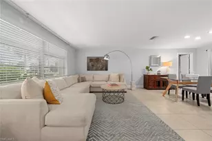 12150 McGregor Blvd, Fort Myers, FL 33919 - Photo 11