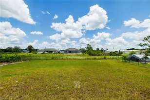 420 Yolanda St, Lehigh Acres, FL 33972 - Photo 33