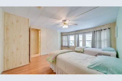 70 Sunrise Ave, North Fort Myers, FL 33903 - Photo 31