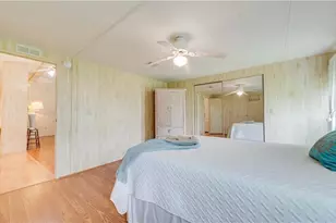 70 Sunrise Ave, North Fort Myers, FL 33903 - Photo 35