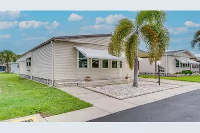 70 Sunrise Ave, North Fort Myers, FL 33903 - Photo 13