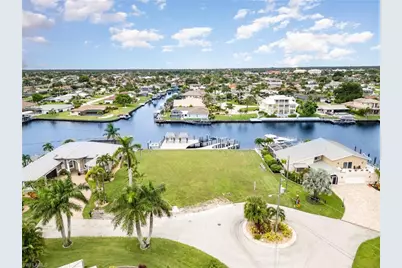 2208 SE 27th St, Cape Coral, FL 33904 - Photo 13