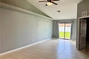 926/928 SW 39th Terrace, Cape Coral, FL 33914 - Photo 5