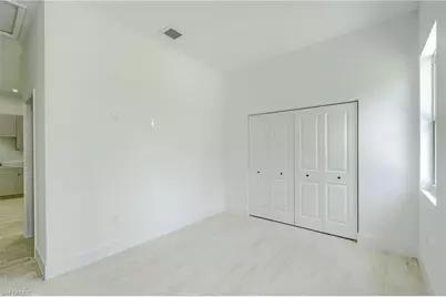 940 Lakeside Dr, Lehigh Acres, FL 33974 - Photo 9