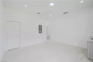 940 Lakeside Dr, Lehigh Acres, FL 33974 - Photo 21