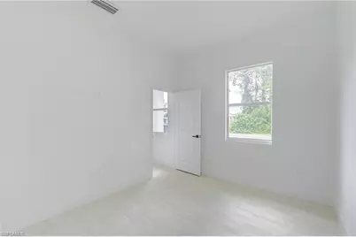 940 Lakeside Dr, Lehigh Acres, FL 33974 - Photo 17