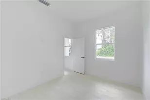 940 Lakeside Dr, Lehigh Acres, FL 33974 - Photo 17