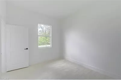 940 Lakeside Dr, Lehigh Acres, FL 33974 - Photo 11