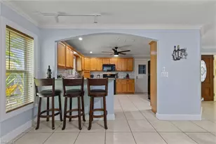 2705 SE 18th Pl, Cape Coral, FL 33904 - Photo 7