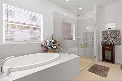 107 SW 39th St, Cape Coral, FL 33914 - Photo 19