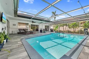 419 Pinecrest Ct, Cape Coral, FL 33904 - Photo 31