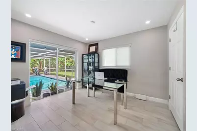 419 Pinecrest Ct, Cape Coral, FL 33904 - Photo 27