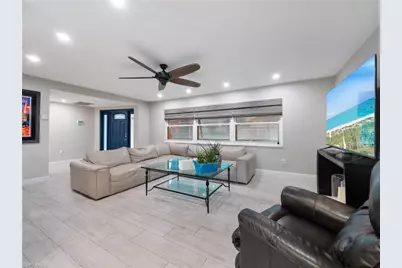 419 Pinecrest Ct, Cape Coral, FL 33904 - Photo 9