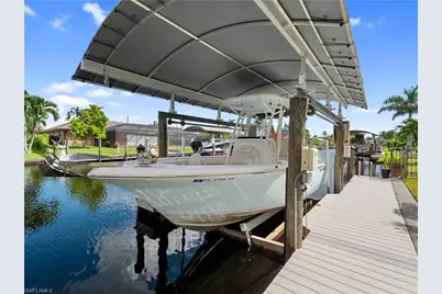 419 Pinecrest Ct, Cape Coral, FL 33904 - Photo 5