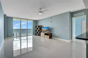 3000 Oasis Grand Blvd, Fort Myers, FL 33916 - Photo 23