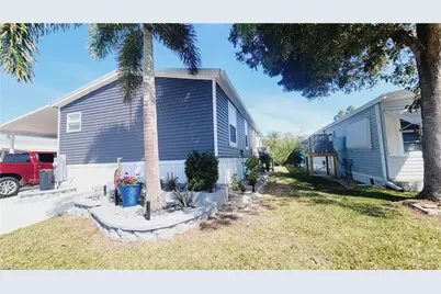 352 Shoreland Dr, Fort Myers, FL 33905 - Photo 1