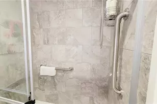 352 Shoreland Dr, Fort Myers, FL 33905 - Photo 13