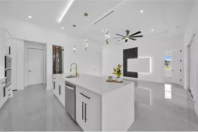 4704 Karen Ave S, Lehigh Acres, FL 33976 - Photo 15