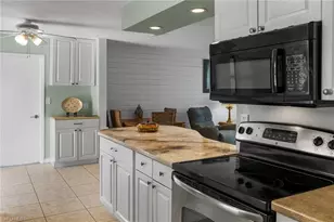 13944 Matanzas Dr, Fort Myers, FL 33905 - Photo 3