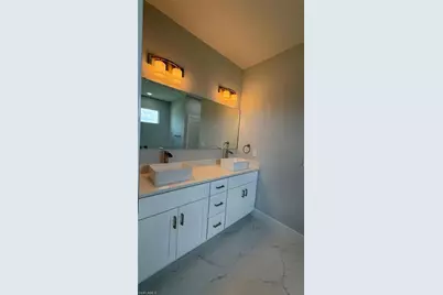 1622 NW 18th Ter, Cape Coral, FL 33993 - Photo 11