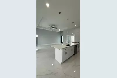 1622 NW 18th Ter, Cape Coral, FL 33993 - Photo 5