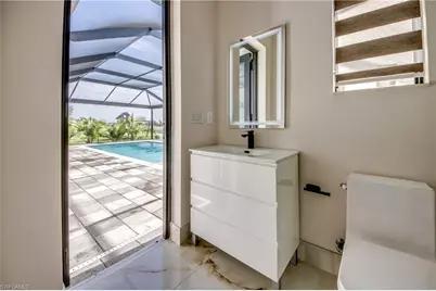 607 SW 18th Ct, Cape Coral, FL 33991 - Photo 33