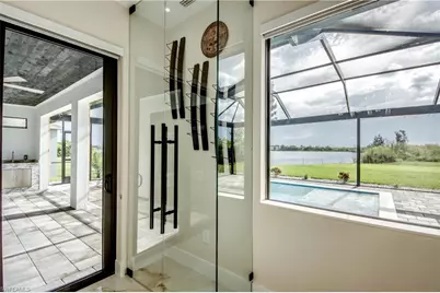 607 SW 18th Ct, Cape Coral, FL 33991 - Photo 9