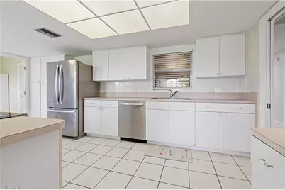 5685 Bolla Ct, Fort Myers, FL 33919 - Photo 19