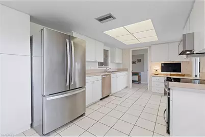 5685 Bolla Ct, Fort Myers, FL 33919 - Photo 15