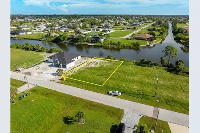 2021 NW 9th Ter, Cape Coral, FL 33993 - Photo 7