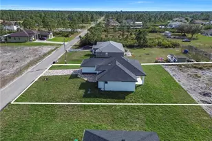 912 Pine Ave, Lehigh Acres, FL 33972 - Photo 39