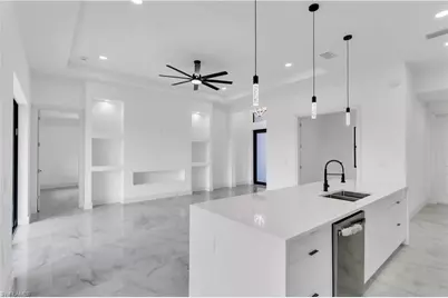 912 Pine Ave, Lehigh Acres, FL 33972 - Photo 9