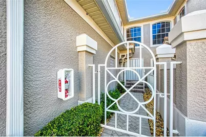 10021 Sky View Way #1305, Fort Myers, FL 33913 - Photo 5