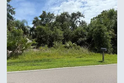 408 Macarthur Dr, Port Charlotte, FL 33954 - Photo 1