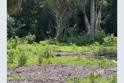 408 Macarthur Dr, Port Charlotte, FL 33954 - Photo 5