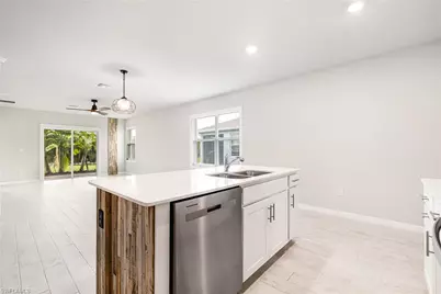 2788 Star Coral Dr, North Fort Myers, FL 33903 - Photo 9