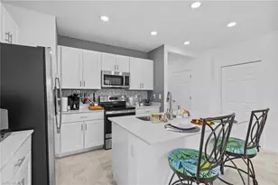 14095 Oviedo Pl, Fort Myers, FL 33905 - Photo 5