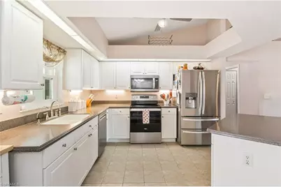 1126 NE 12th Ter, Cape Coral, FL 33909 - Photo 21