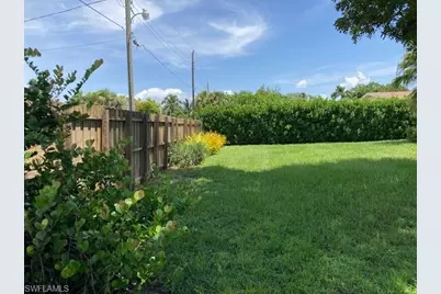 3131 Calusa Ave, Naples, FL 34112 - Photo 11