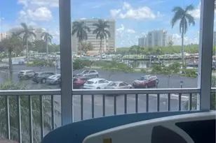 1 Bluebill Ave, Naples, FL 34108 - Photo 23