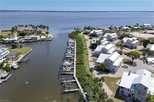 2258 Palm Ave, Saint James City, FL 33956 - Photo 31