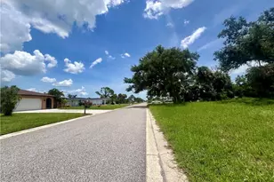 25 Oakland Hills Pl, Rotonda West, FL 33947 - Photo 1