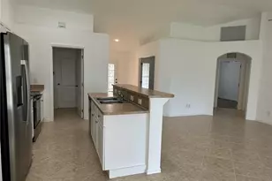 122 NW 15th Terrace, Cape Coral, FL 33993 - Photo 9