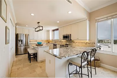 14813 Laguna Dr #PH-1B, Fort Myers, FL 33908 - Photo 9