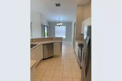 703 SW 22nd St, Cape Coral, FL 33991 - Photo 11