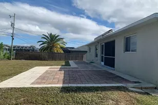 703 SW 22nd St, Cape Coral, FL 33991 - Photo 43