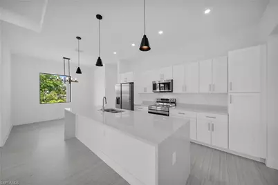 3423 NE 13th Ave, Cape Coral, FL 33909 - Photo 9